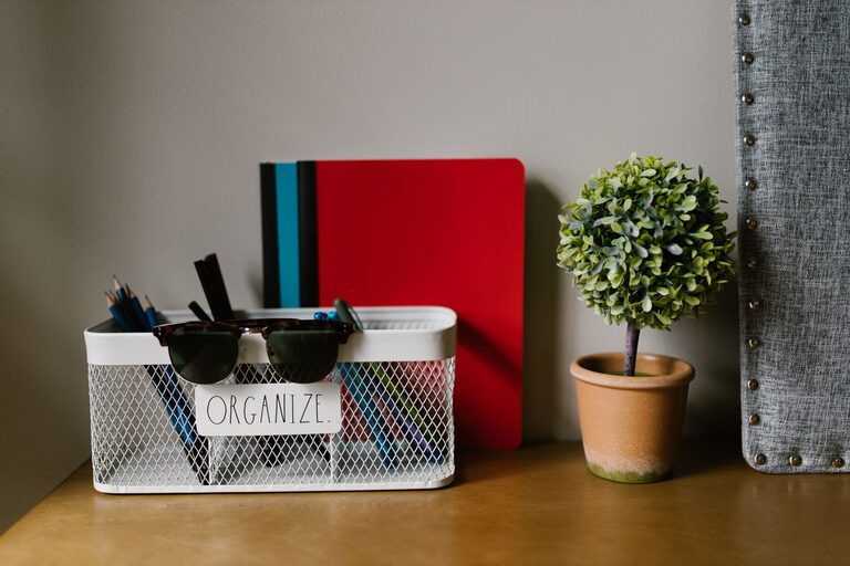How to Set Up a Family Command Center for Better Home Organization